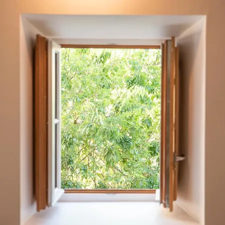 O Berge De La Cite Panzió Carcassone