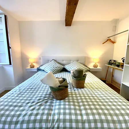 O Berge De La Cite 3* Καρκασόν